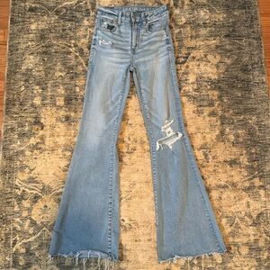 American Eagle women’s size 0 jeans.